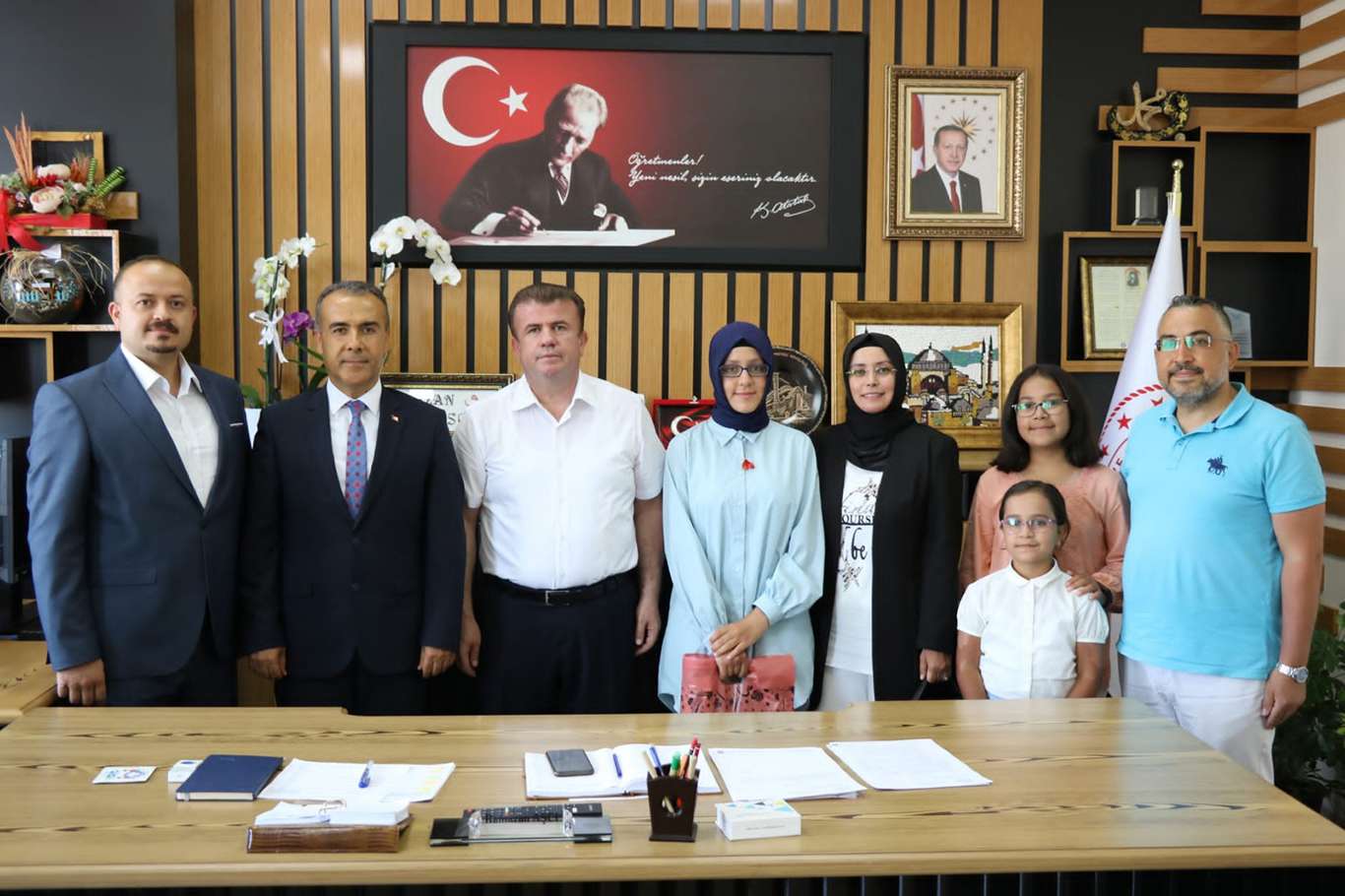 Adıyaman'da LGS'de tüm sorulara doğru cevap vererek tam puan alan öğrenciler ödüllendirildi